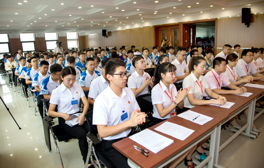 陕西机电职业技术学院第一次学生代表大会顺利召开